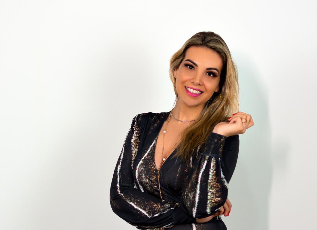 Diane Cunha Poerscke - Psicóloga Clínica